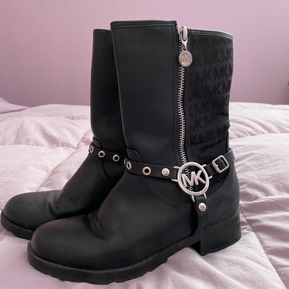 Girls Boots